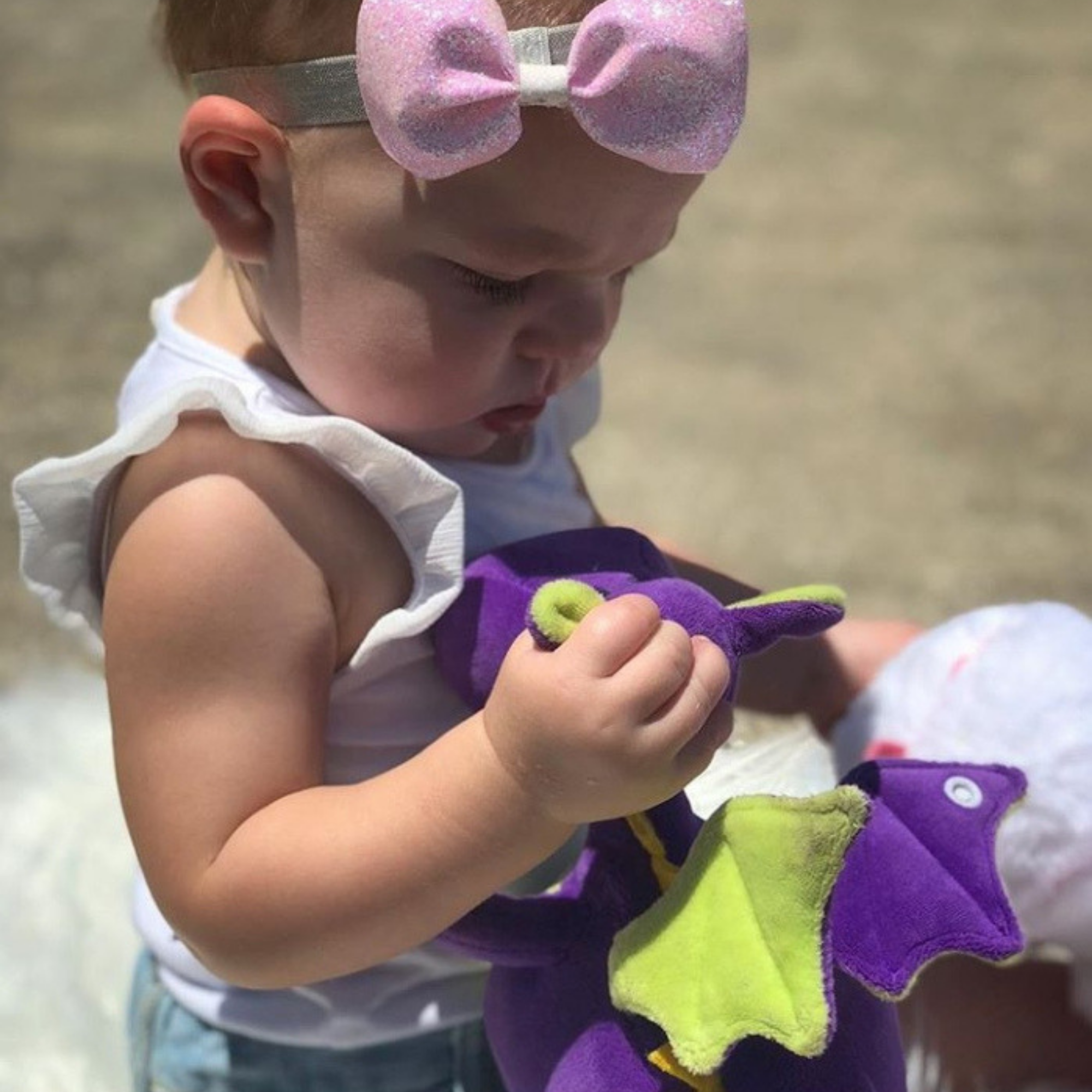Dragon Squire Travel Toy + Multipurpose Cloth (Purple)  Dragon Squire Travel Toy + Multipurpose Cloth (Purple)
